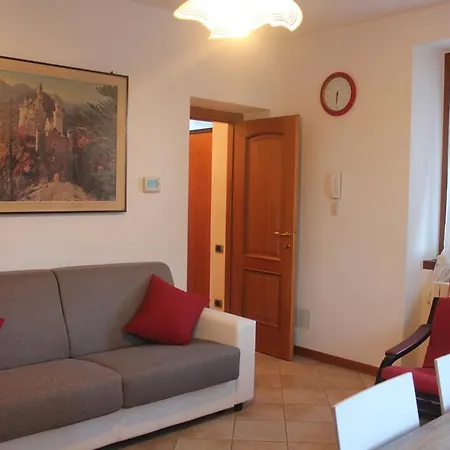 La Casa Delle Grigne Dom wakacyjny Mandello del Lario