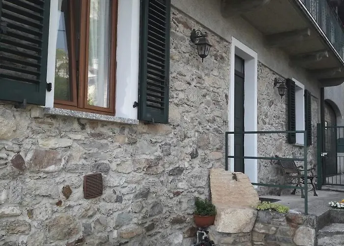 Semesterbostad La Casa Delle Grigne Mandello del Lario